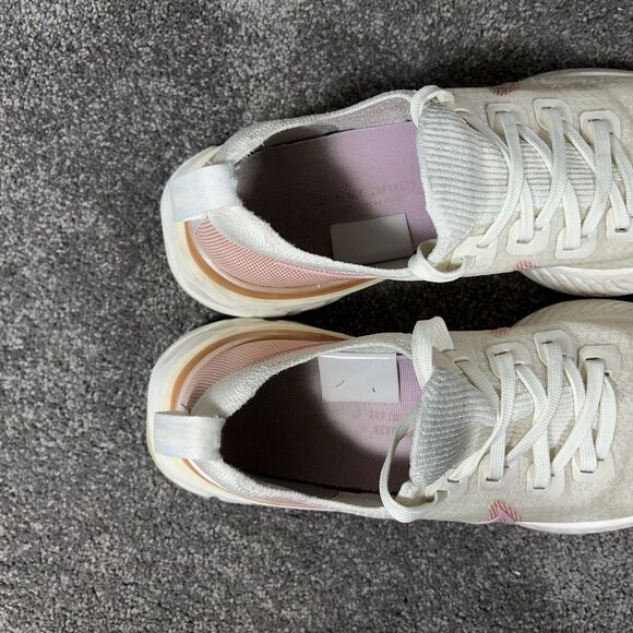 Nike React Infinity FlyKnit CD4372-103 Woman's Size 9.5 White Running Shoes Used - Picture 11 of 13